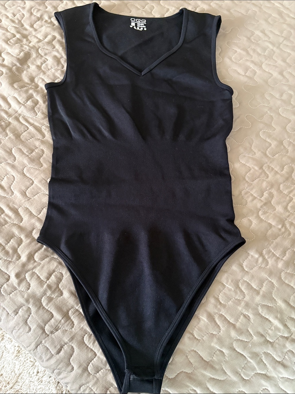 QQQ bodysuit size L